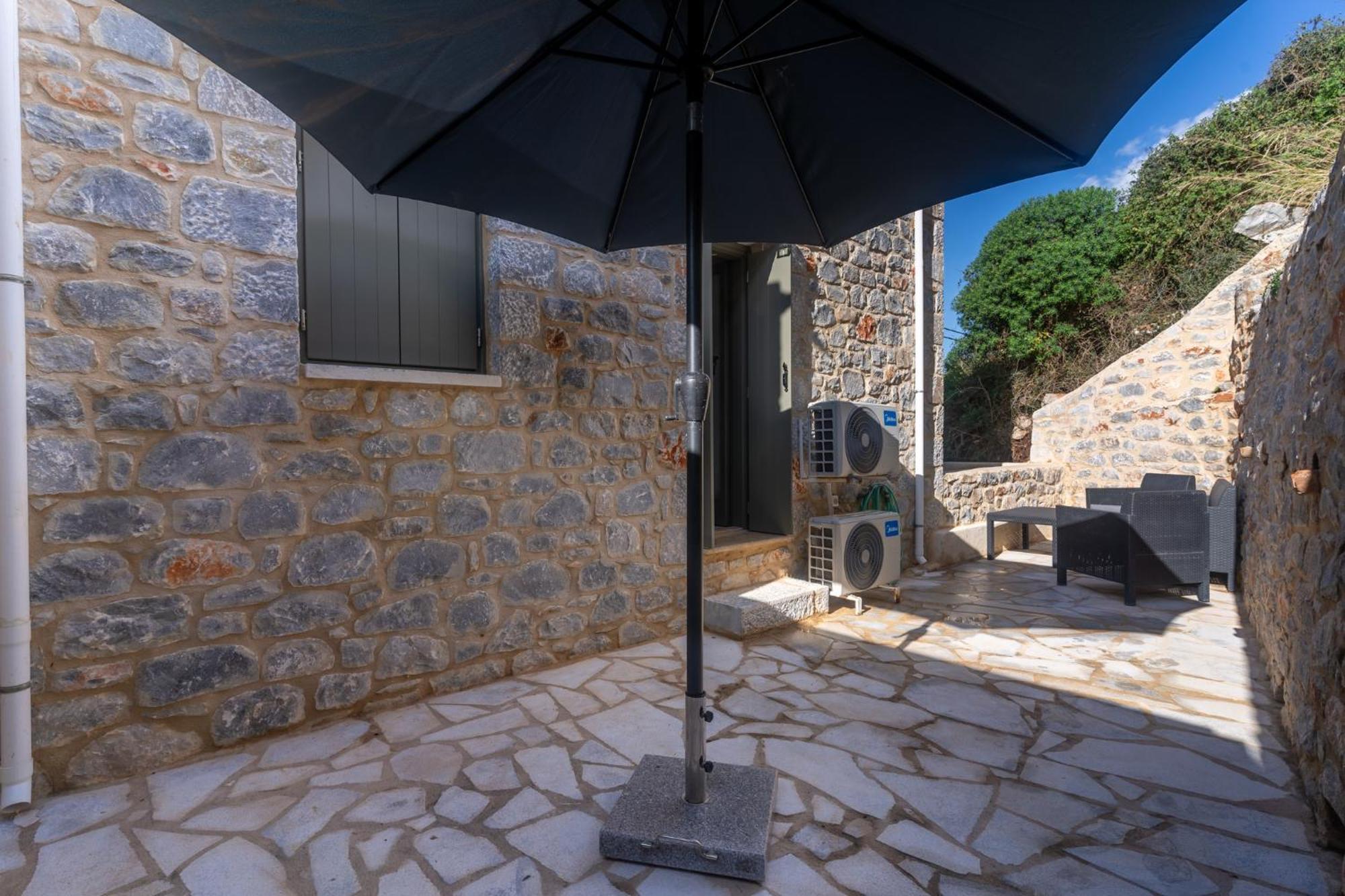 Villa Vina'S Stone House Liménion Esterno foto
