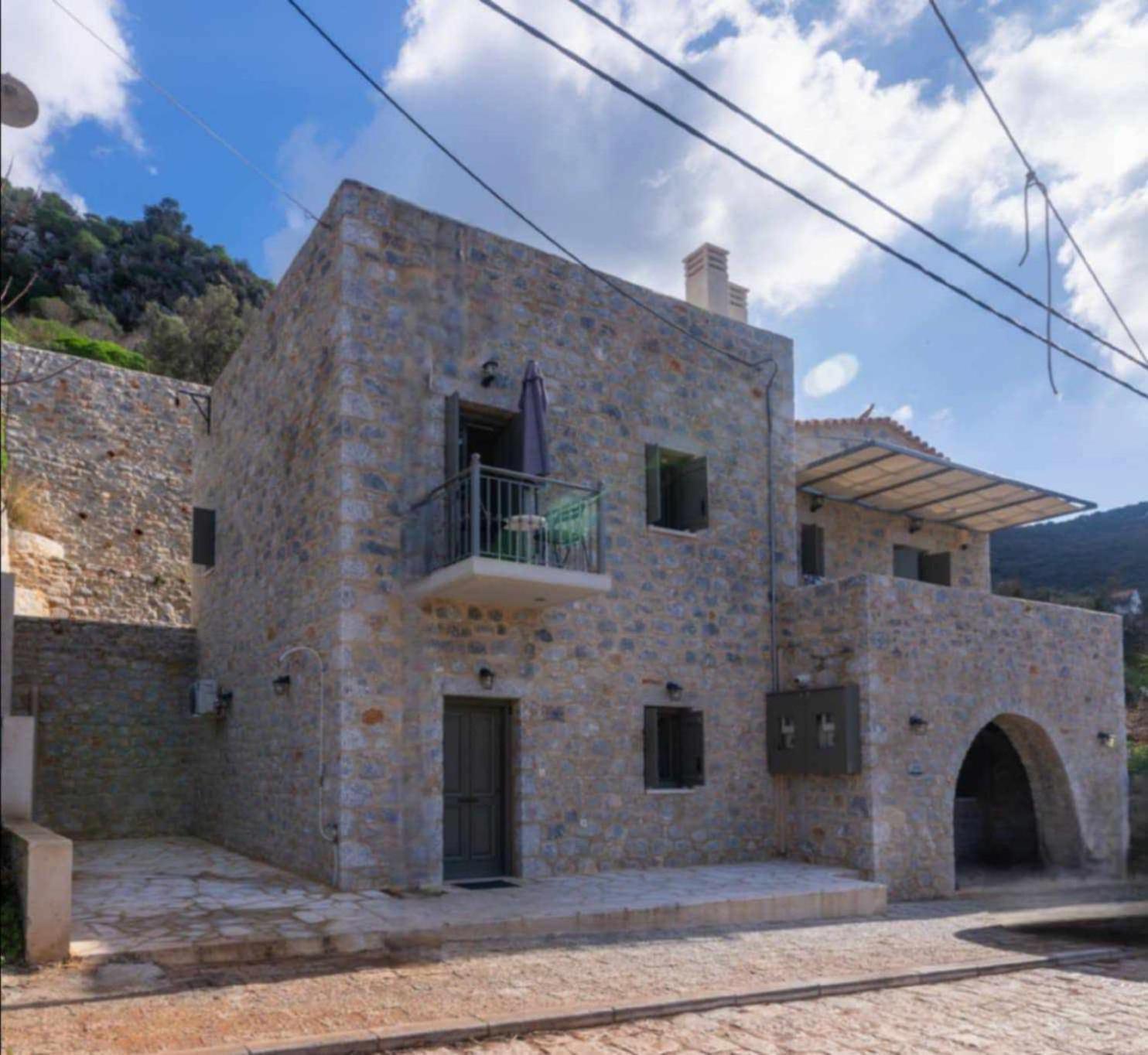 Villa Vina'S Stone House Liménion Esterno foto
